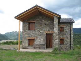 Casa rural las canteras, con 9 habitaciones dobles, ubicada a 12 km del casco urbano de trujillo, en cáceres. Casa La Era Lacay Casa Rural En Buerba Huesca