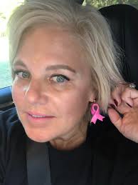 Brights Zoo gift shop is so happy to now offer a local merchant's earrings.  Stop in and check out On The Brightside Designs by Katie…. ♥️♥️♥️Just in  time for the holidays ♥️