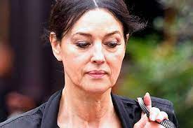 Monica bellucci lifestyle 2020 boyfriend, net worth, family & biographyhelp for us 50,000 subscribe don't miss next videos: The Aged Face Of Monica Bellucci Terrified Of Russians Russian News En