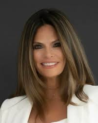 Mary Marcus's Instagram, Twitter & Facebook