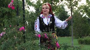 Artisti de muzica populara din ardeal banat bucovina crisana dobrogea cea care a facut descoperirea a fost chiar fiica ei alarmata ca mama nu mai da. A Murit Mihaela Maris SolistÄ De MuzicÄ PopularÄ Libertatea