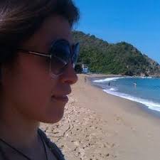 lois gonzalez (@mamarracha)