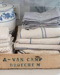 Marian Aka Miss Mustard Seed On Instagram On The Blog Today I M Sharing More About The Happymailmovement Miss Mustard Seeds Mustard Seed Dressers Makeover