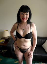 Pascalssubsluts Sexy Cleo Gang Shaved Milfsfilled yes porn pics xxx