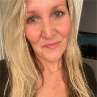 50+ "Zoldowski" profiles