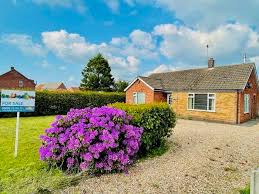 Search properties to buy from leading estate agents. Houses For Sale In Skellingthorpe Ln6 Lincolnshire