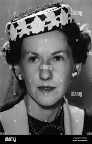 Eileen powell hi-res stock photography and images