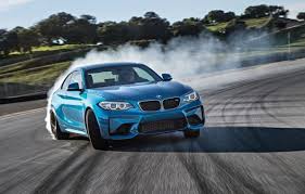We are trying to drift the rental bmw m2. Bmw M2 Bleu 2016 En Drift Vue Avant Bmw M2 Bmw Porsche Panamera