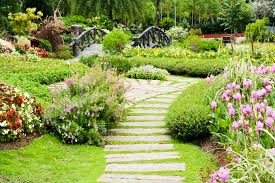 Nachdem ich 2004 die ausbildung als bundessieger abgeschlossen hatte, absolvierte ich mit sechsjähriger berufserfahrung die meisterprüfung. Garten Und Landschaftsbau Wagner Landschaft