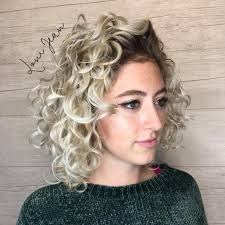 20 Chicest Hairstyles For Thin Curly Hair The Right Hairstyles Curly Hair Styles Thin Curly Hair Layered Curly Hair