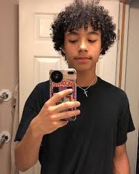 Black 14 Year Old Boy Pictures Cachos Cabelocacheado Cabelocrespo Curlshair Transicaocapilar Bc Bigshop Dicasdecabelo Cabelocacheadofemini In 2020 Boys With Curly Hair Cute Black Boys Curly Hair Men