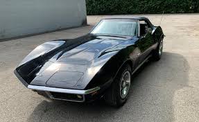 1968 chevrolet corvette c3 convertible 427 big block matching numbers !!this car just came in.more information and additional pictures will follow as soon as. Corvettes On Craigslist Barn Find Black 1969 Corvette Stingray Corvette Sales News Lifestyle