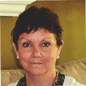 Lisa Kitchen's Instagram, Twitter & Facebook