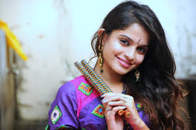 Actresses Kavitta Verma Sheena Shahabadi Stun In Desi Style For Navratri Photos Ibtimes India Heroin is an addictive narcotic derived from morphine. actresses kavitta verma sheena