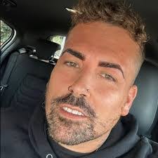 Athena Eaton's Instagram, Twitter & Facebook