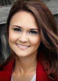 Emily Hansen's Instagram, Twitter & Facebook