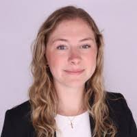 Elizabeth Laub's Instagram, Twitter & Facebook