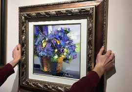 Hold the frame up to the wall to ensure you will still like to have this particular picture here we hope you enjoyed our tips for on how to hang a gallery wall without nails. 5 Easy Ways How To Hang Artwork Without Using Nails