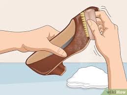 Leather is a luxury material and is popular because it is soft and smooth to how to apply oils and conditioners: How To Repair Scratches On Leather Shoes 12 Steps With Pictures