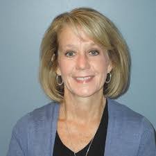 Robin Kratzer's Instagram, Twitter & Facebook