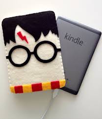 Good God I Would Buy A Kindle Just So I Could Have This Case Harry Potter Kindle Diy Harry Potter Crafts Harry Potter Diy