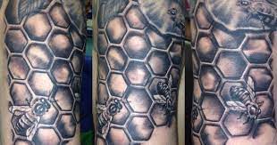 Second Session Of My Half Sleeve Red And Swollen Some Honeycomb Tattoo Tattoos Geometric Tattoo