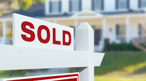 How Full-Service Real Estate Support Makes a Difference From Listing to Closing Closing
