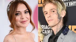 Hồi ký về Aaron Carter sẽ phát hành vào 15/11, Hilary Duff chỉ trích gay gắt