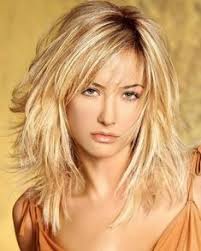 Frisuren für langes haar sollten vor allem eines haben: Langhaar Frisuren 2019 Stufig