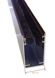 Sur fenetre24.com, les baies vitrées sont disponibles à bon prix avec un ou plusieurs vantaux, des vitrages et des profilés de la plus grande qualité. Coulisse Ou Glissiere Moustiquaire Pas Cher Vendu Au Metre Ou En Longueur