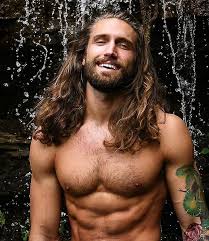 Uomo capelli lunghi e consigli pratici. Capelli Lunghi Uomo 2022 Scopri I Migliori Tagli