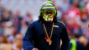 Marshawn has been getting skittles on the sidelines since at least his seattle days. Super Bowl 2015 Why Marshawn Lynch Ate Skittles Before The Game Abc News