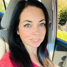 Cynthia Allgood's Instagram, Twitter & Facebook