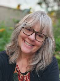 VW Bug and Member Introductions in Happy Hippies Group