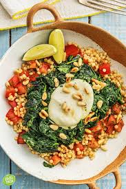 Buffelmozzarella En Spinazie Uit De Oven Recept Lebensmittel Essen Vegetarisch Rezepte Gesund