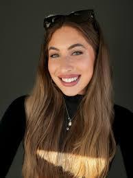 Katrina Messer's Instagram, Twitter & Facebook