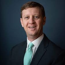 Travis Hendrix's Instagram, Twitter & Facebook