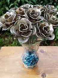 You Have Found The Perfect Valentines Day Gift For Him Or Her Handmade Welded Metal Roses Create The Perfect Gift Metal Roses Metal Tree Wall Art Welding Art