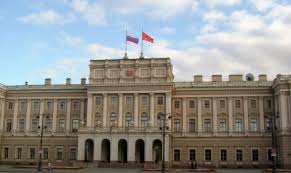 Attractions, museums, theaters, guided tours, public transport and much more. St Petersburg