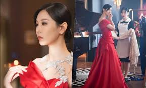 She is an actress, known for ailiseu (2009), happy home (2016) and the great seer (2012). Potret Glamor Kim So Yeon Pemeran Cheon Seo Jin Di Penthouse Season 2 Okezone Lifestyle