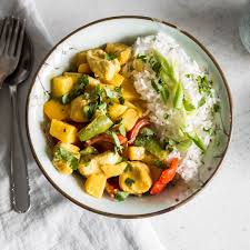 Saftiges Hahnchen Curry Mit Ananas Rezept Hahnchen Curry Gemuse Curry Thailandisches Essen