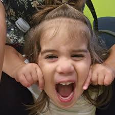 Mama, I want to snuggle with him❤️ She is the best big sister🥰