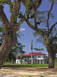 Formerly known as dutch guiana, suriname is situated between french guiana to the east and guyana to the west. Reiseinformationen Und Sehenswurdigkeiten Suriname