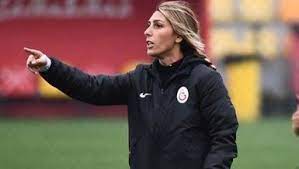 Galatasaray 19.00 nef stadyumu #kadınaşiddeteson. Ldj1quxrddchgm