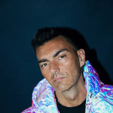 Marc Korn's Instagram, Twitter & Facebook