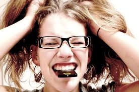 The Extremely Simple Guide to Handling the Overwhelm in 3 Quick Steps