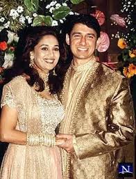 Celeb Weddings Photo Madhuri Dixit S Wedding Bollywood Wedding Celebrity Wedding Photos Bollywood Celebrities