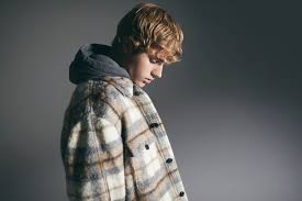 Ludacris.vevocertified on april 25, 2010.#justinbieber #baby #remastered #vevo. Justin Bieber S Justice Album Lyrics Suggest He S Found His Happy Place