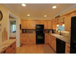 Vermont Farmhouse Kitchen Maple Cabinets Crown Moulding Pine Plank Ceiling Kitchen Style Kitchen Remodel Home Decor