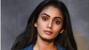 Colors tv's most popular stunt reality show khatron ke khiladi 11 is back for the year 2021 with amazing contestants list. From Nikki Tamboli To Anushka Sen Confirmed List Of Khatron Ke Khiladi Season 11 Contestants